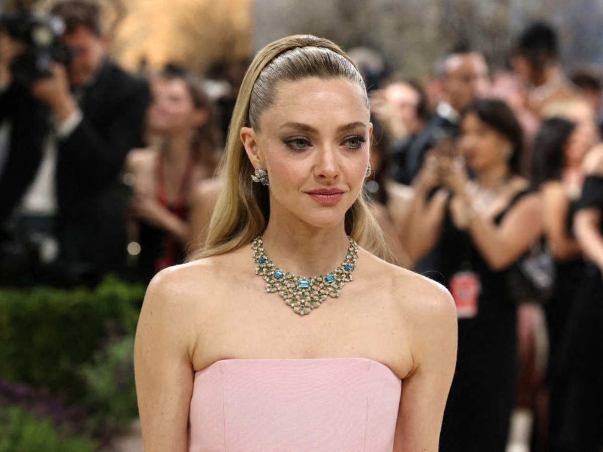 Amanda Seyfried in Tiffany & Co.