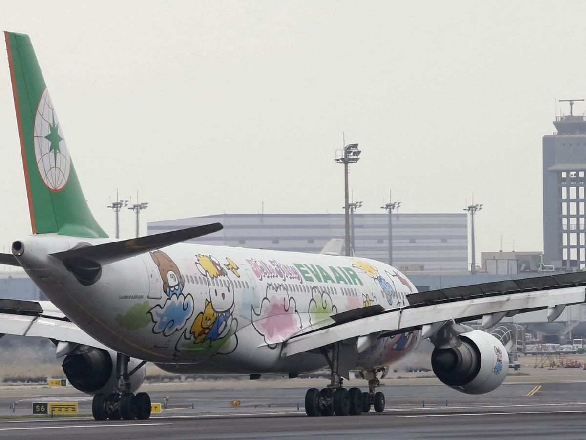 best-economy-class-airlines-in-2026-ranked-skytrax-ranking-2025-which-carrier-took-the-top-spot EVA Air (Image: Reuters)