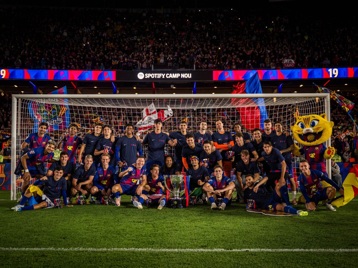Barcelona Crush Real Madrid 2-0 in El Clasico to Clinch La Liga 2026 Title at Camp Nou