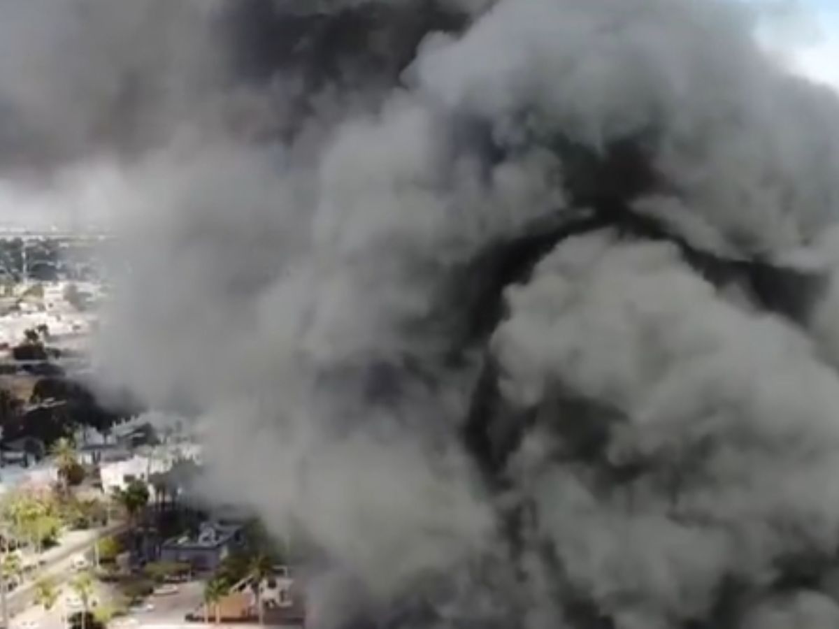 Mexico Mall Fire: Massive Blaze At Plaza Fiesta Las Palmas Shopping Mall In Los Mochis Kills 5, Injures Over 12; Watch Video
