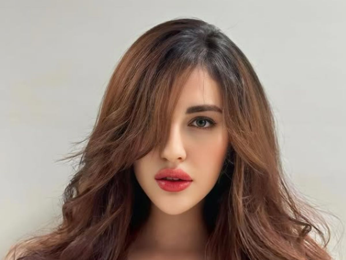 Samreen Kaur Biography, Samreen Kaur Age And Education, Samreen Kaur Hometown Jammu, Samreen Kaur Early Life