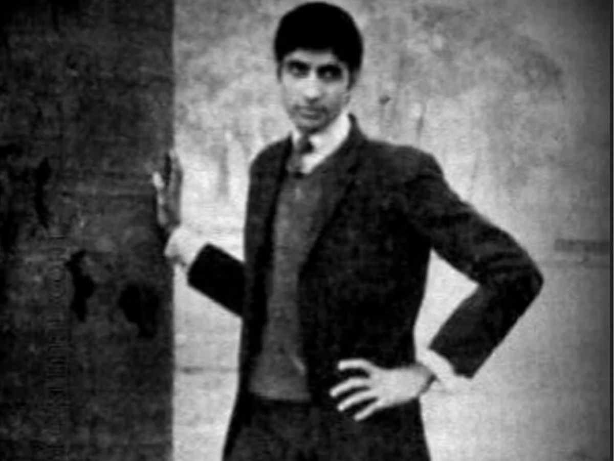 Amitabh Bachchan – Science Graduate