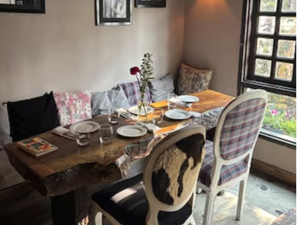 Music & Mountains – Hillside Café & Cocktail Bar – Hill Station Atmosphere at Delhi