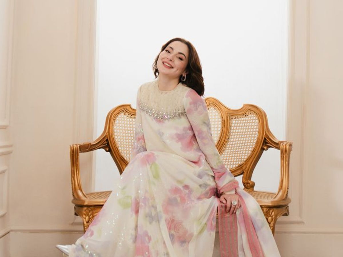 Hania Aamir – Floral Anarkali