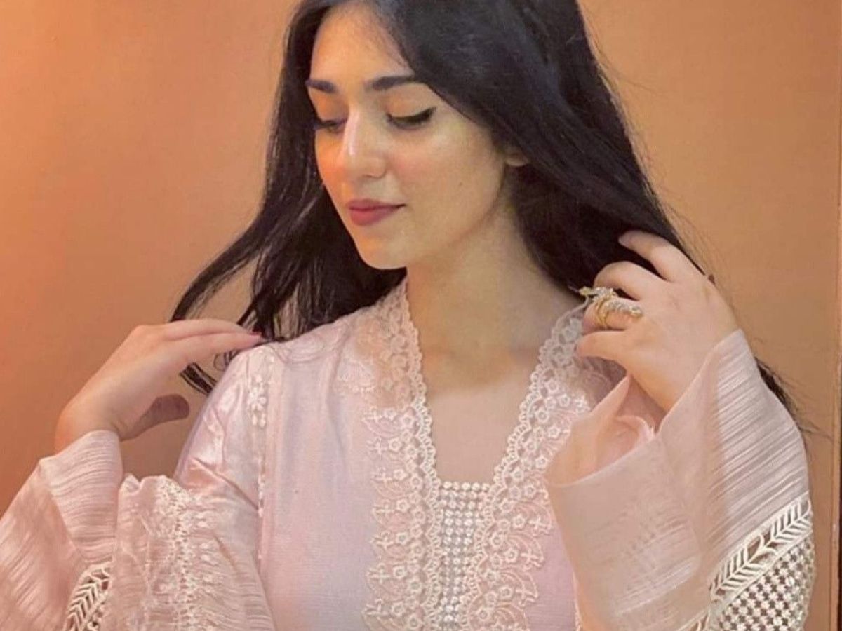 Sarah Khan - Soft Organza Suit